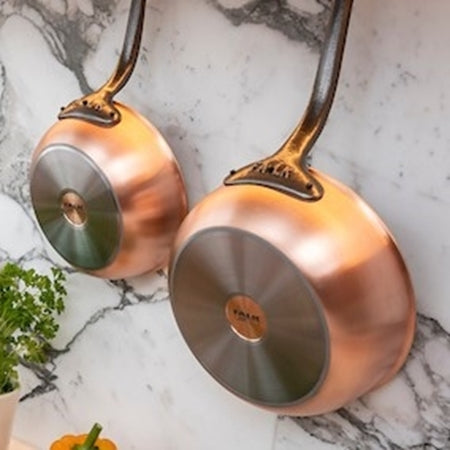 Fusion Saucier - Induction Compatible! The curved profile of our