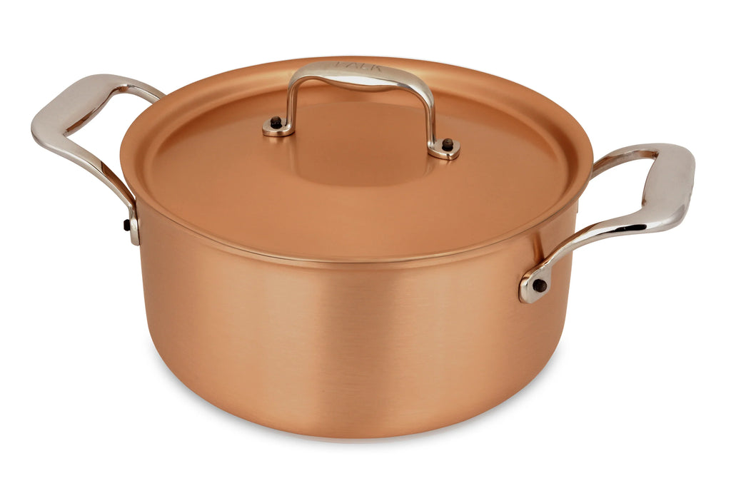 Signature Dutch Oven — 24 cm (4.9 qt), main product image