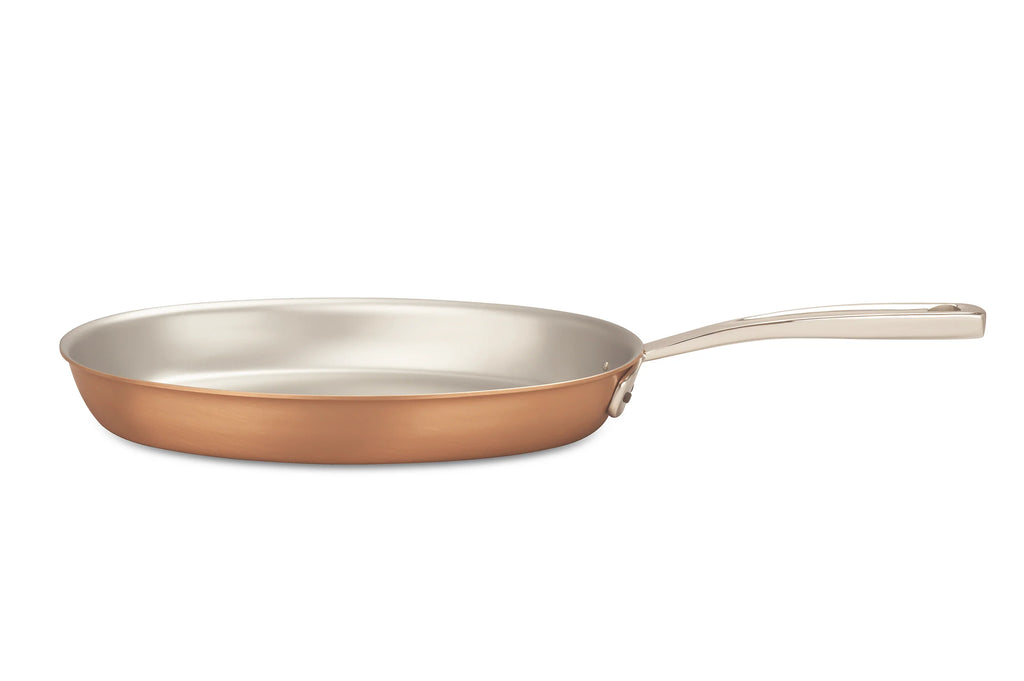 Signature Oval Frying Pan — front view