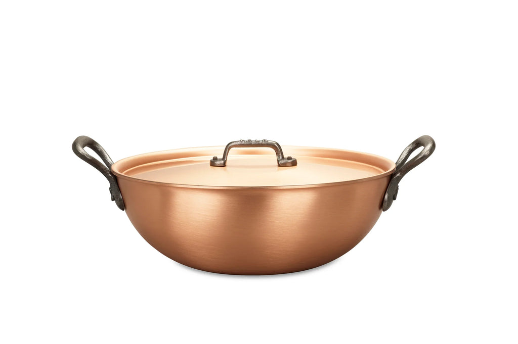 Classic Stir Fry Pan With Loops — front view